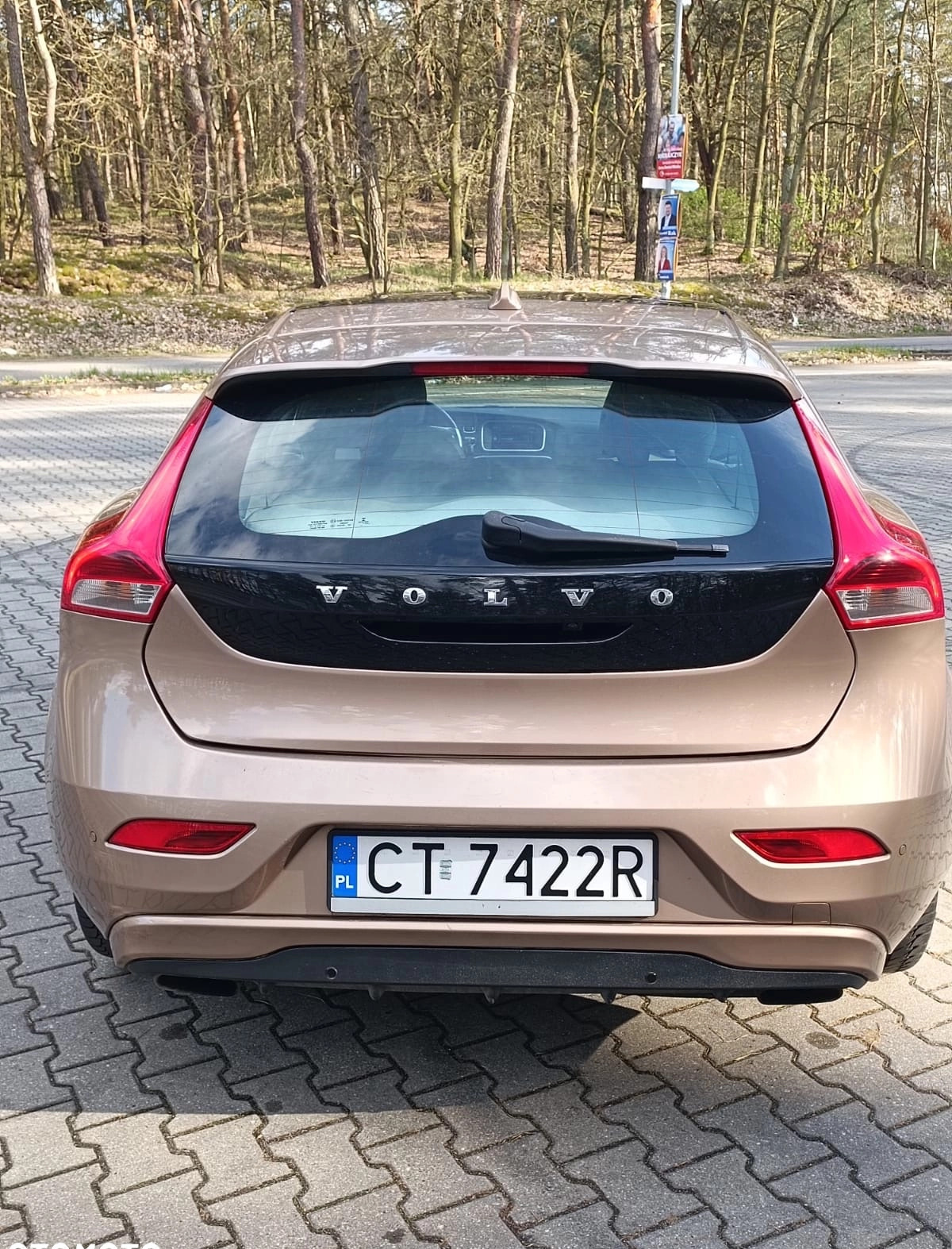 Volvo V40 cena 35900 przebieg: 302000, rok produkcji 2013 z Żerków małe 56